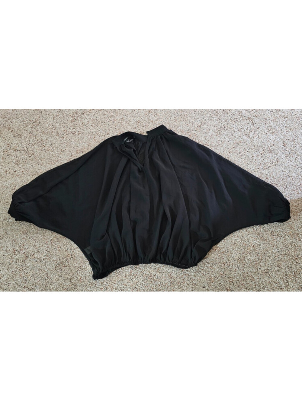 Forever 21 sheer black batwing sleeve blouse size small